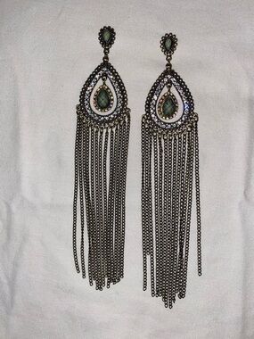 Vintage-Inspired Green Teardrop Fringe Earrings